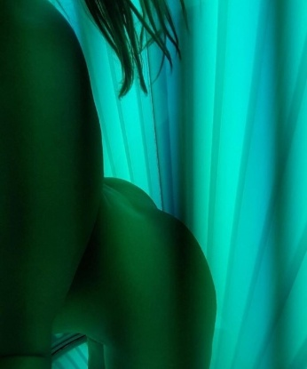 В Москве я знаю самые уютные места, где мы сможем провести время в полной приватности и беззаботной атмосфере.
🔥 Мои услуги нацелены на твое максимальное удовольствие. Я могу быть твоей страстной любовницей, нежной компаньонкой или воплощением всех твоих фантазий. Что ты бы ни желал, я готова исполнить!
💋 Если ты ищешь незабываемый эскорт-опыт, то ты обратился по адресу! Моя чувственность и отзывчивость не оставят тебя равнодушным. Я сделаю все возможное, чтобы ты почувствовал себя особенным и желанным мужчиной.
🌟 У меня есть множество положительных отзывов от моих довольных клиентов, которые оценили мою профессиональность и нежность. Фото настоящие, ты можешь сравнить их со мной в реальной жизни.
💃 Так что, давай сделаем нашу встречу незабываемой! Позвони мне прямо сейчас, и я открою для тебя двери в мир наслаждения и страсти. Жду тебя в Москве, чтобы погрузиться в океан удовольствия вместе! 💋🔥🌹 11701, 34 года